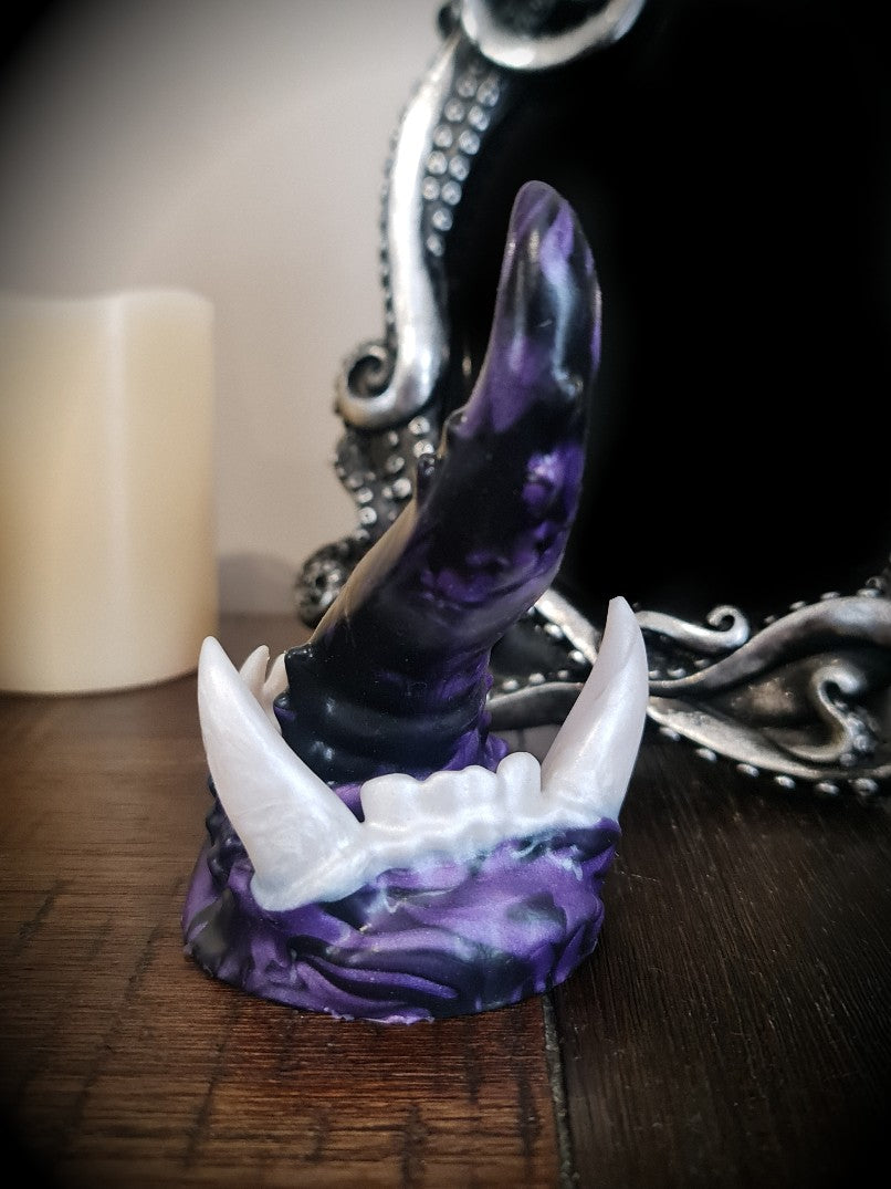 Small Upir - Custom Colour darque-path