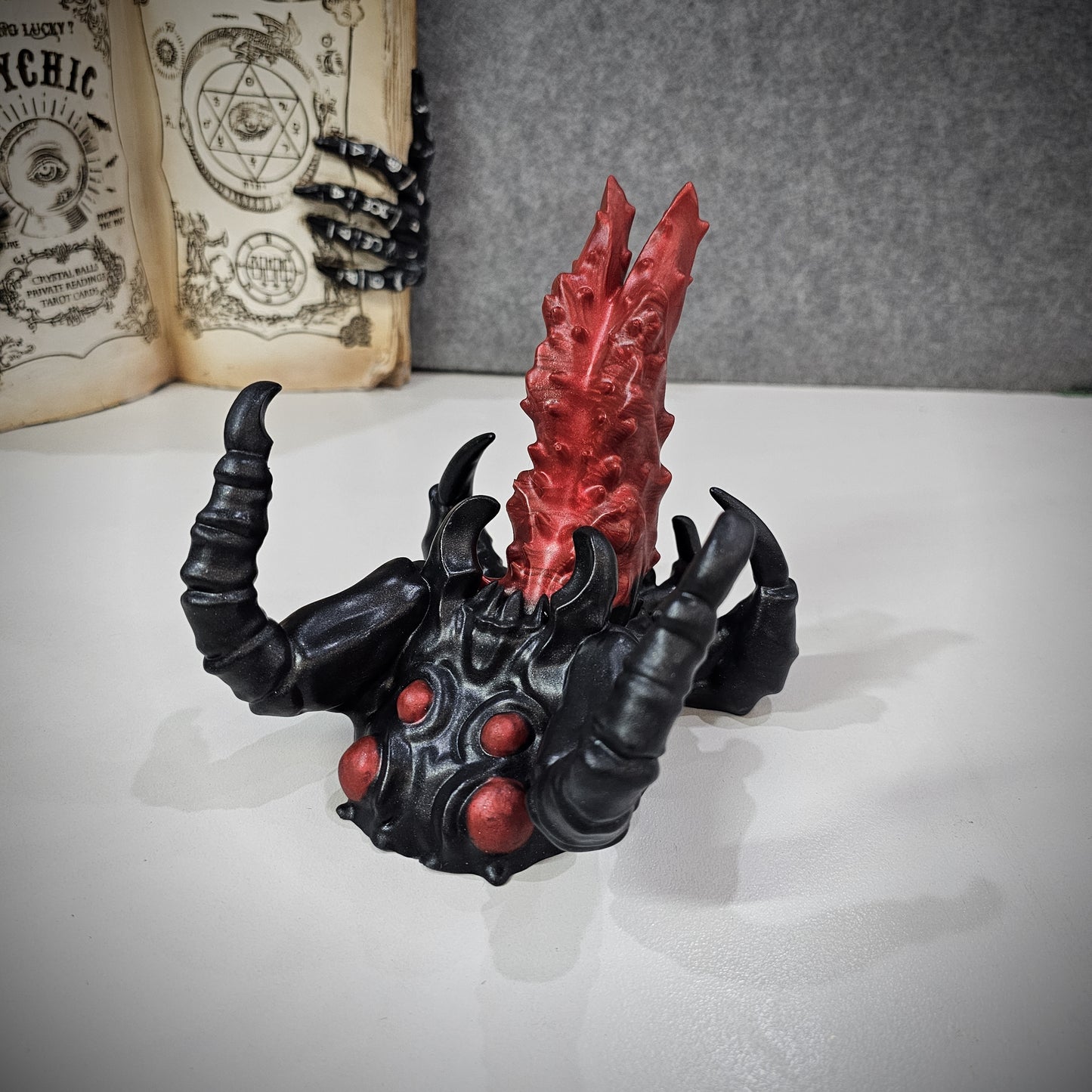 Arachnie Maw - Custom Colour darque-path