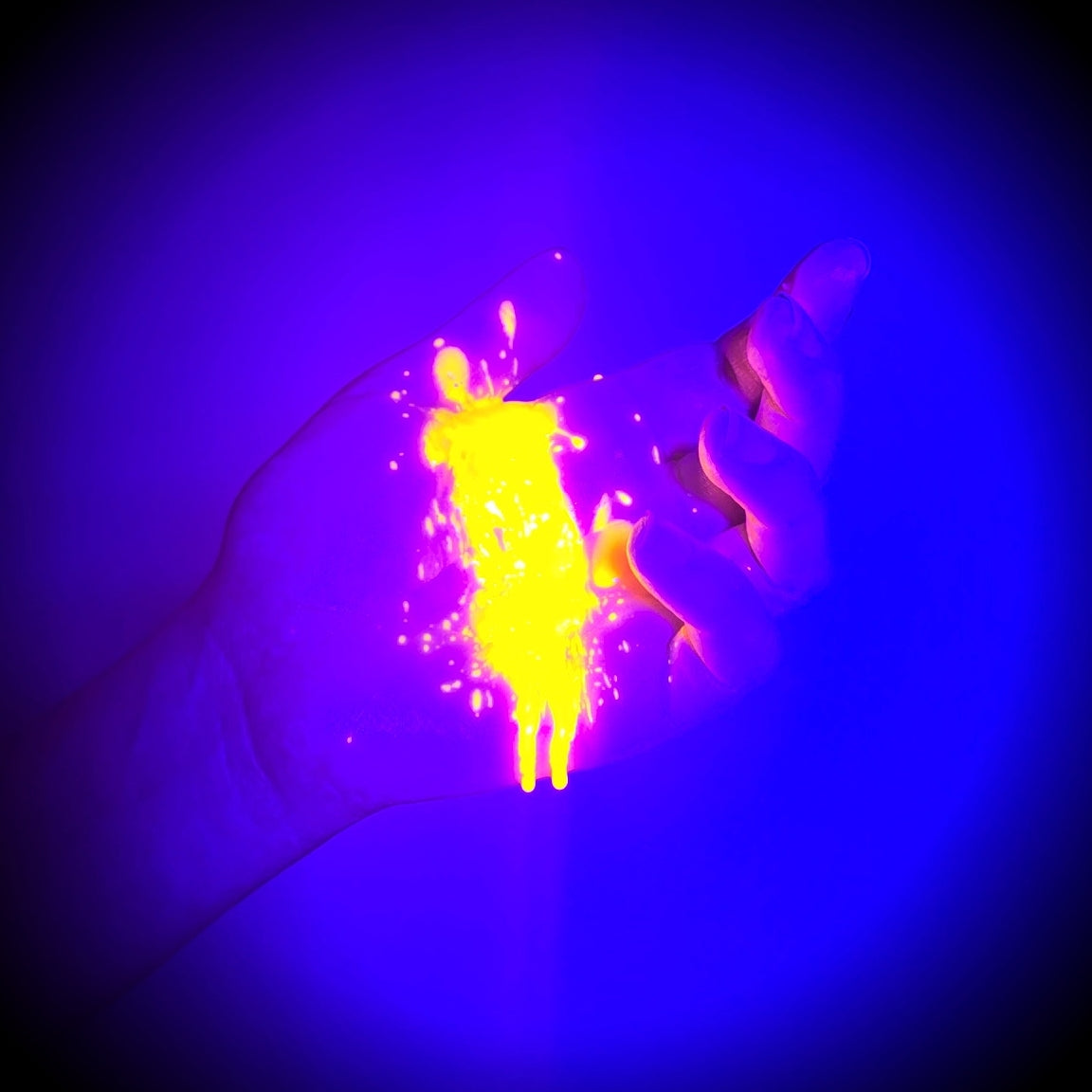 'Cyanide' UV Wax Play Candle darque-path