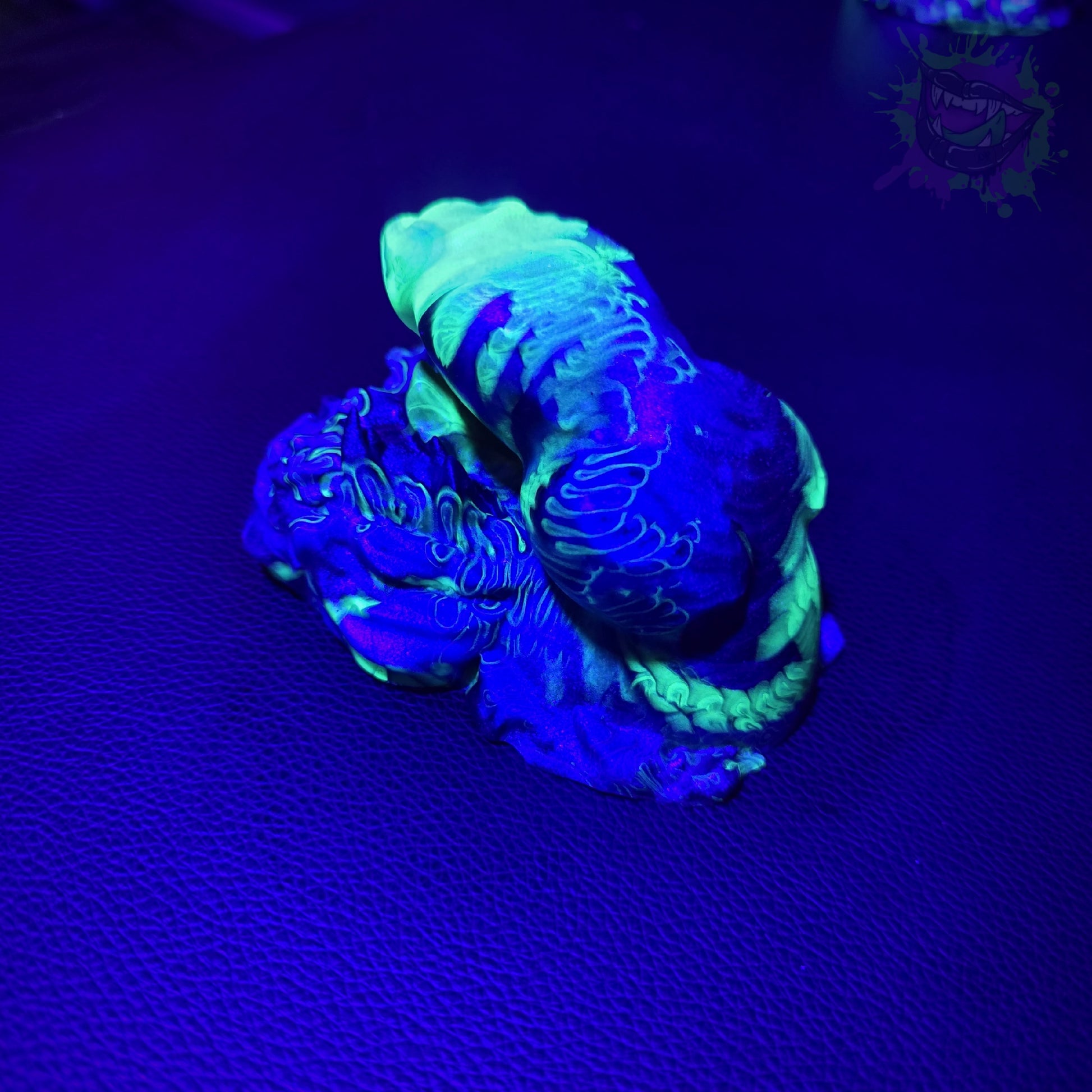 Skoll UV Werewolf Packer Soft 0030 darque-path