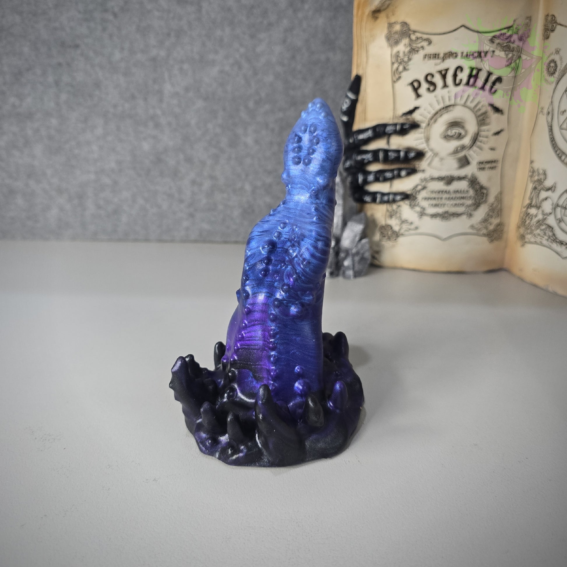 Small Leviathan Med 0050 darque-path