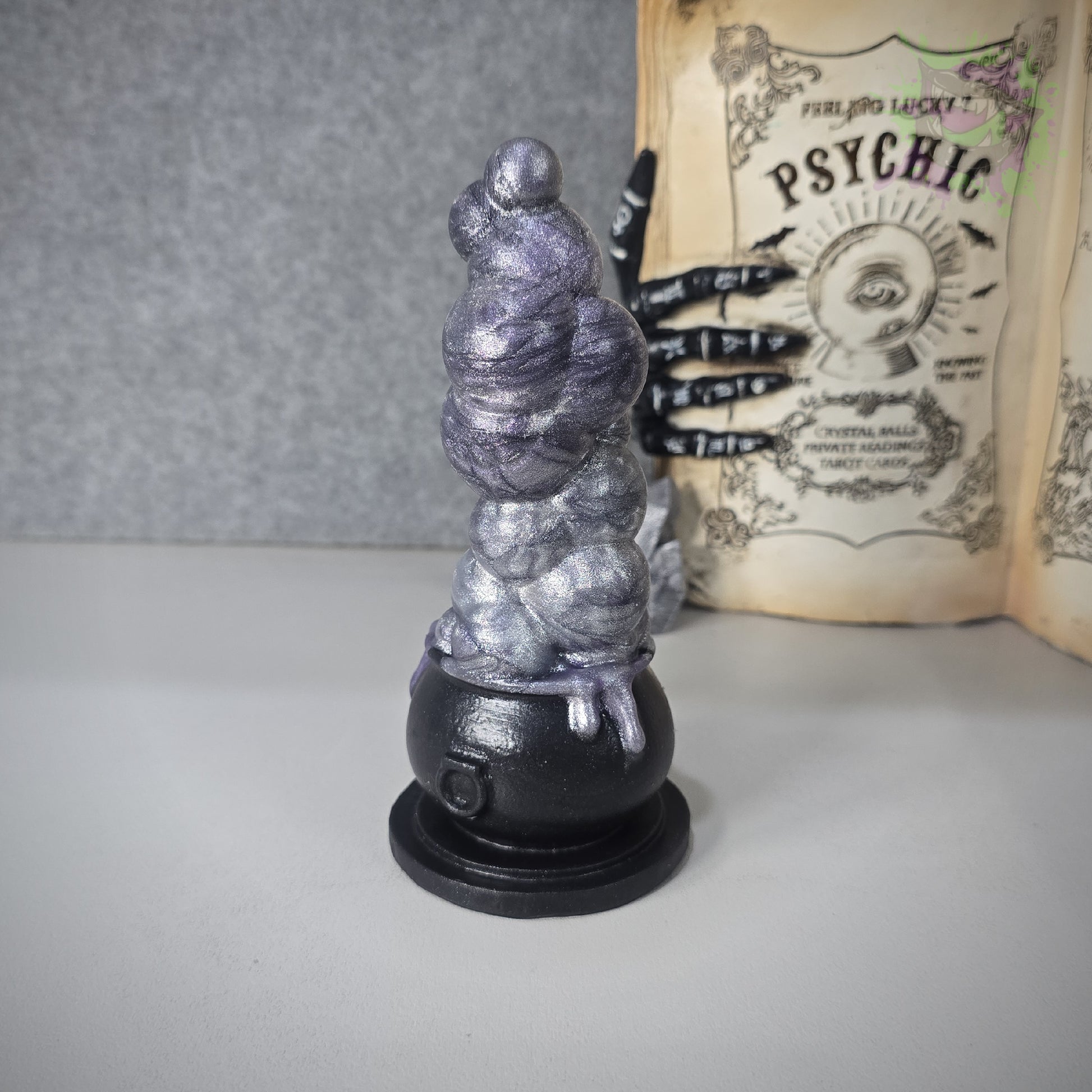 Small Hallows Cauldron Soft 0030 darque-path