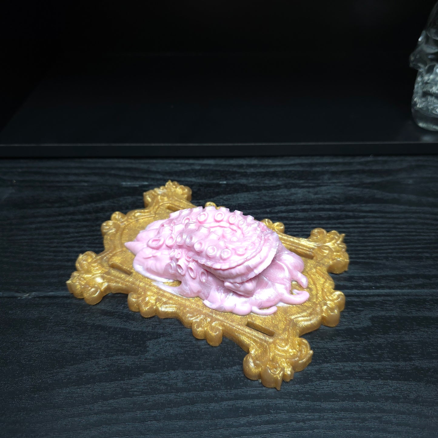Eldritch Grinder Med 0050 pink gold darque-path