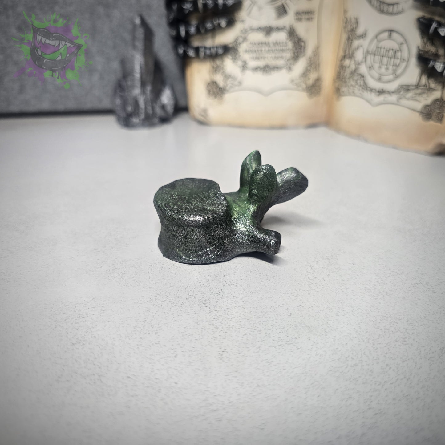 Vee Squishy Assorted darque-path