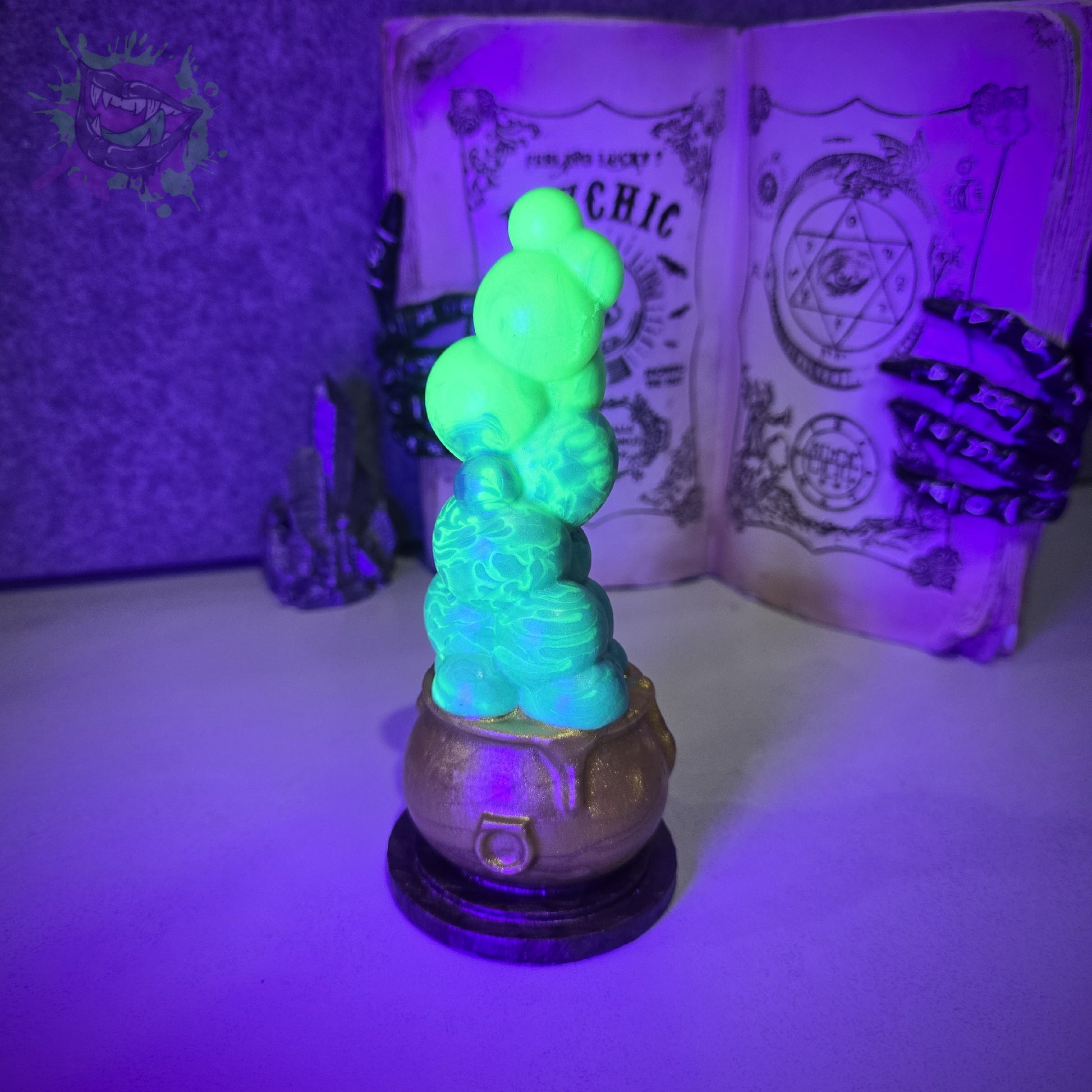 Small Hallows UV Cauldron Med 0050 darque-path