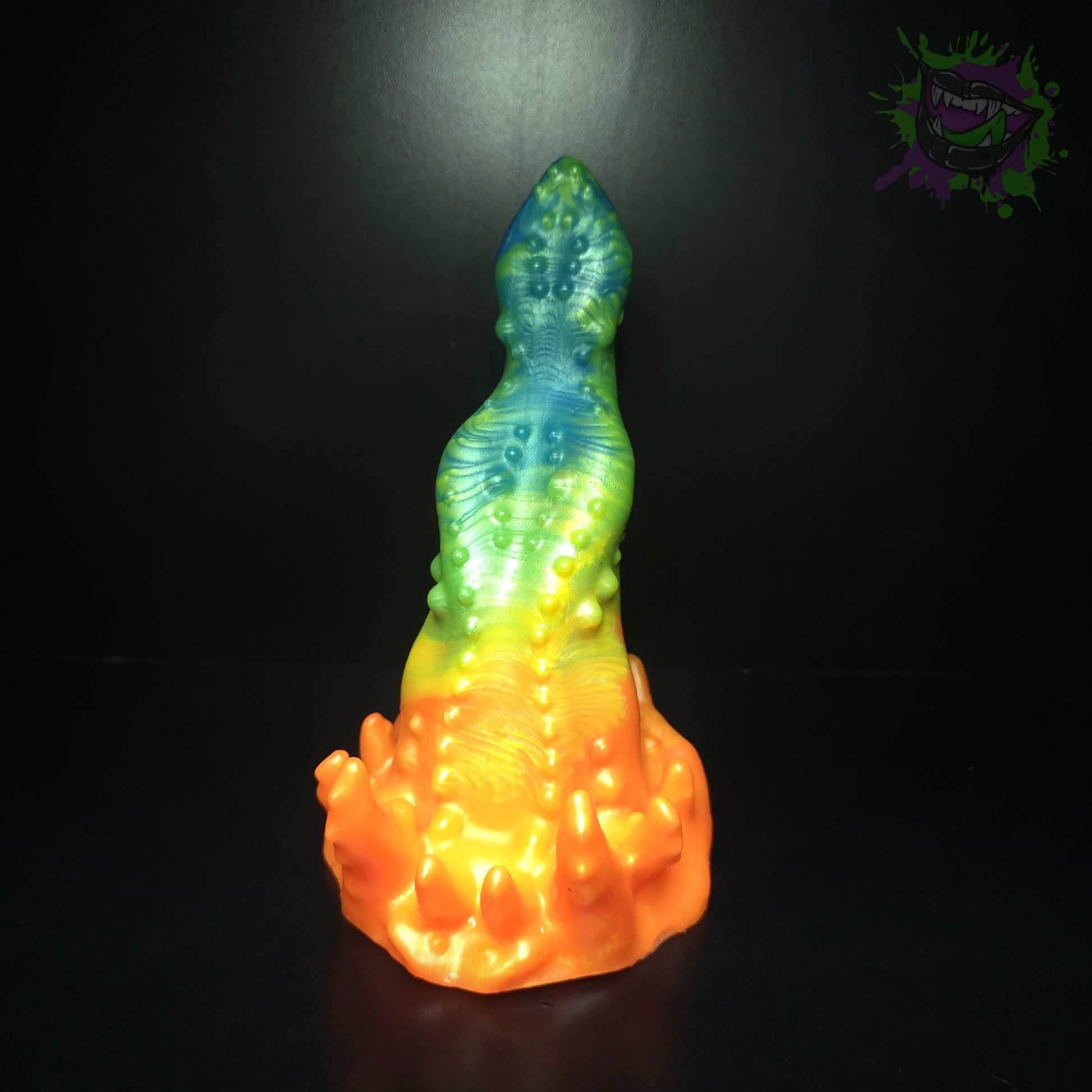 Leviathan UV Maw Med 0050 Suction Cup darque-path