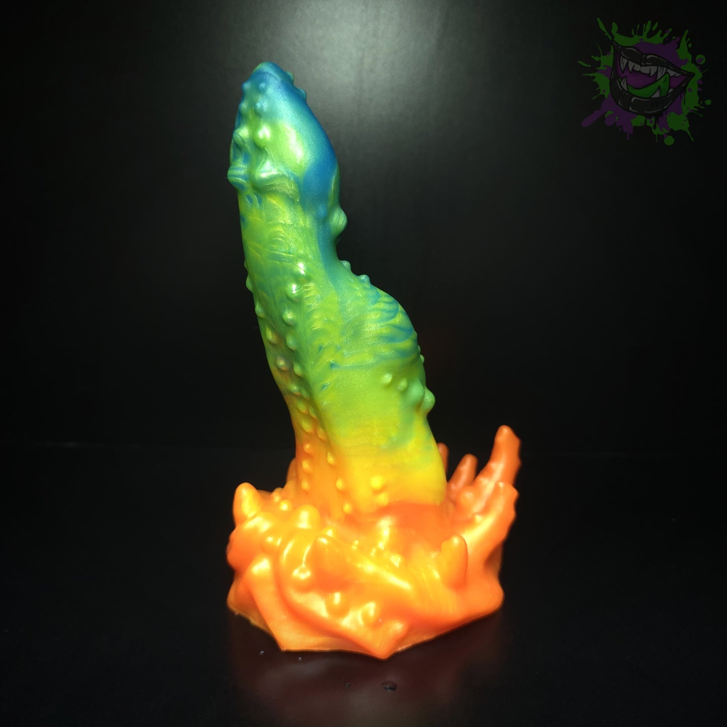 Leviathan UV Maw Med 0050 Suction Cup darque-path