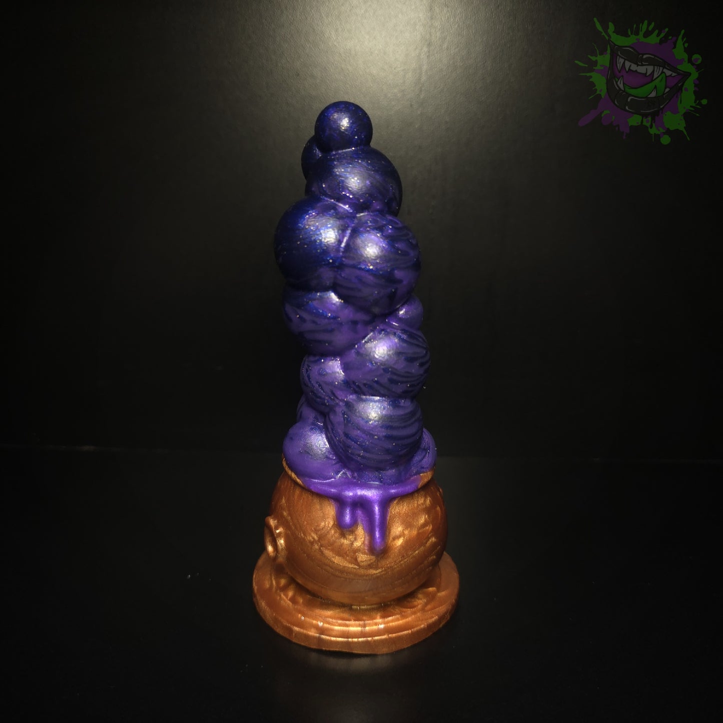 Hallows Cauldron Small Med 0050 darque-path