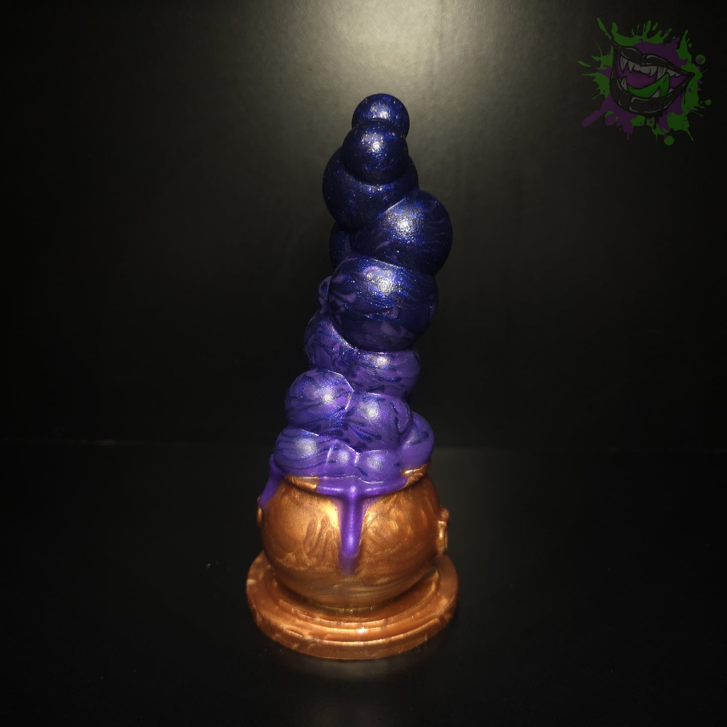 Hallows Cauldron Small Med 0050 darque-path