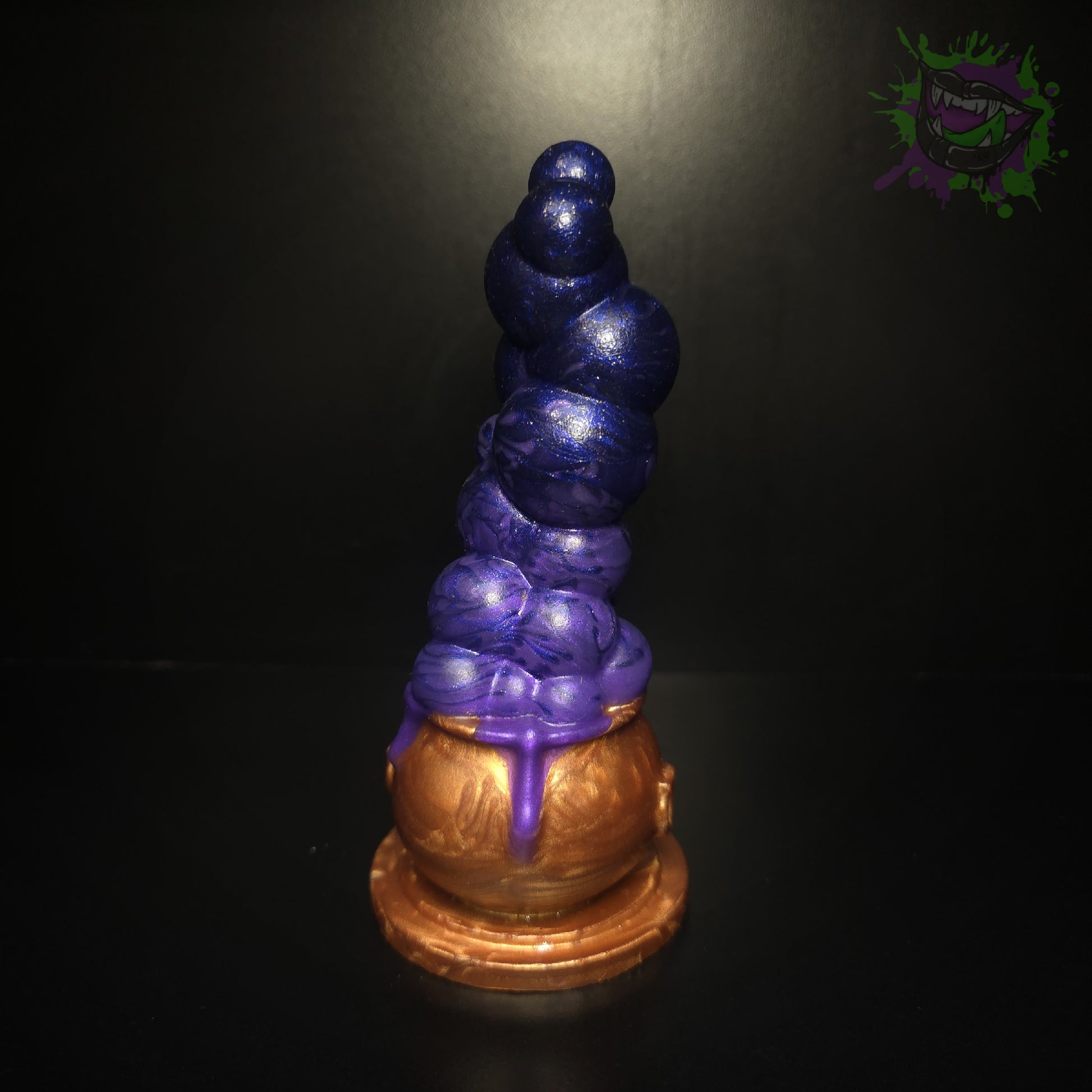 Hallows Cauldron Small Med 0050 darque-path