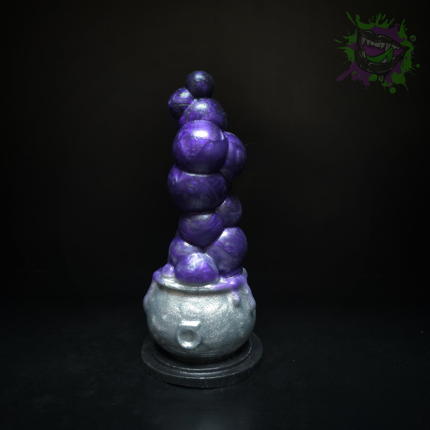 Hallows Cauldron Small Med 0050 darque-path