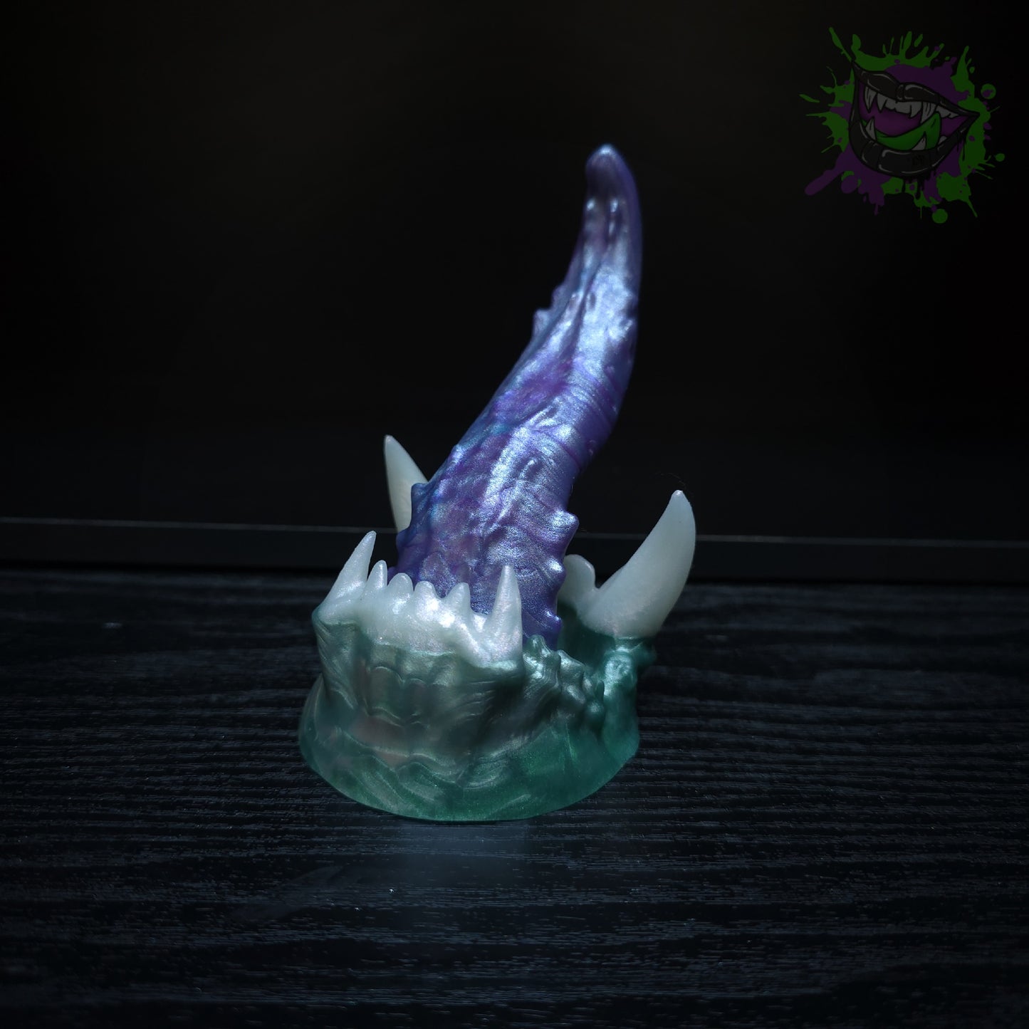 Upir Small Med 0050 tongue Soft 0030 Base darque-path