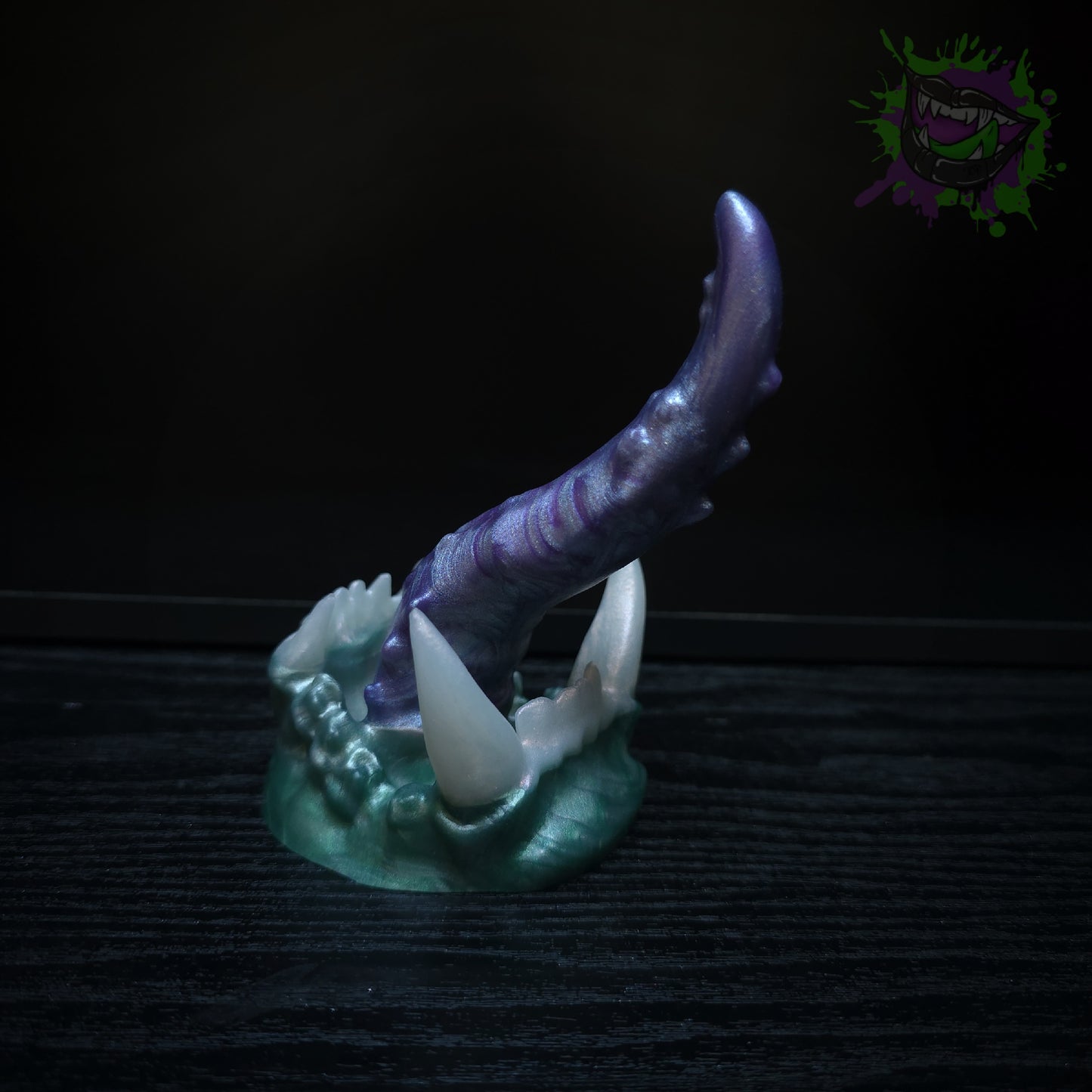 Upir Small Med 0050 tongue Soft 0030 Base darque-path